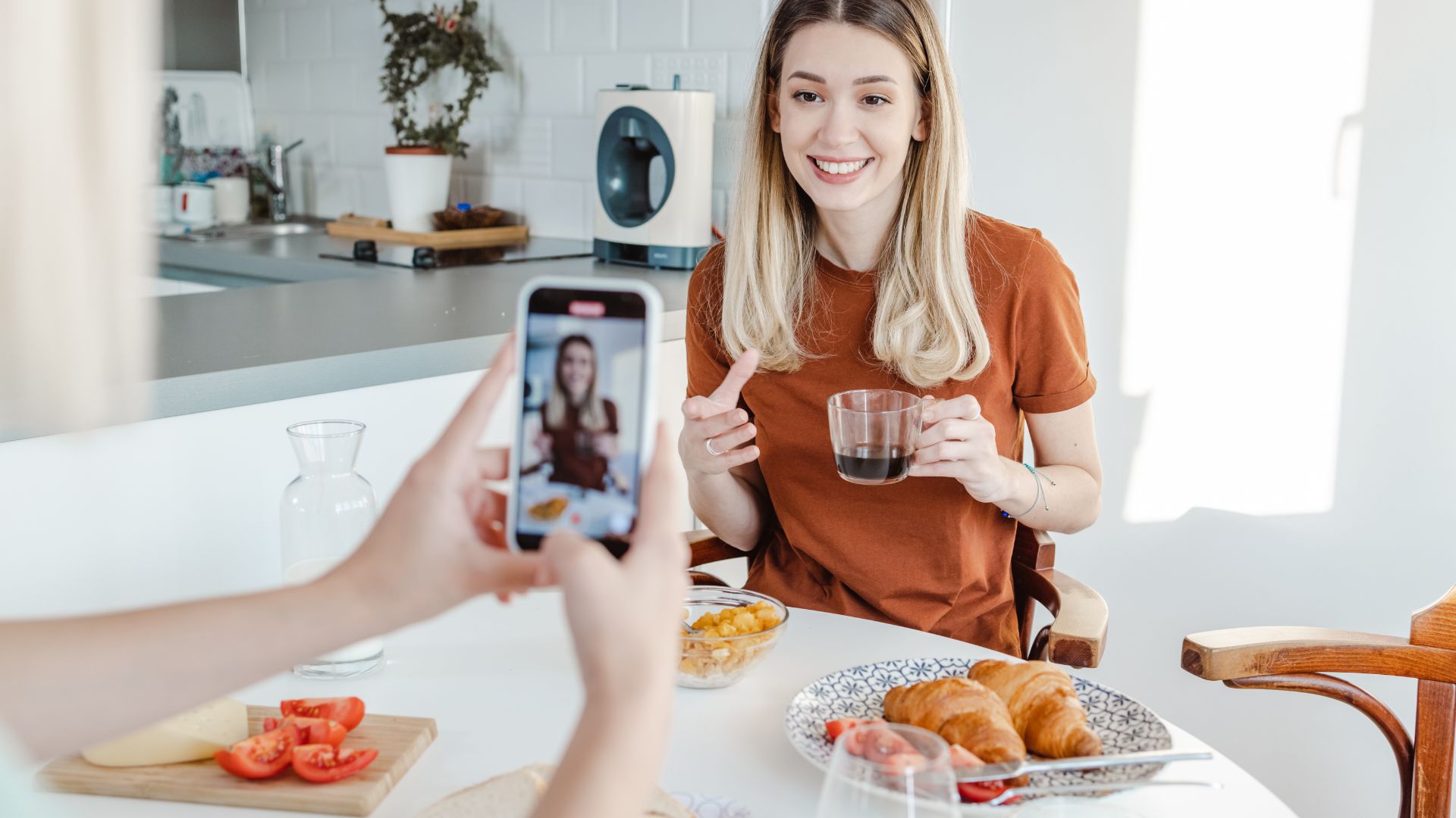 Lire la suite à propos de l’article Combien de temps par semaine faut-il consacrer aux réseaux sociaux pour voir des résultats ?